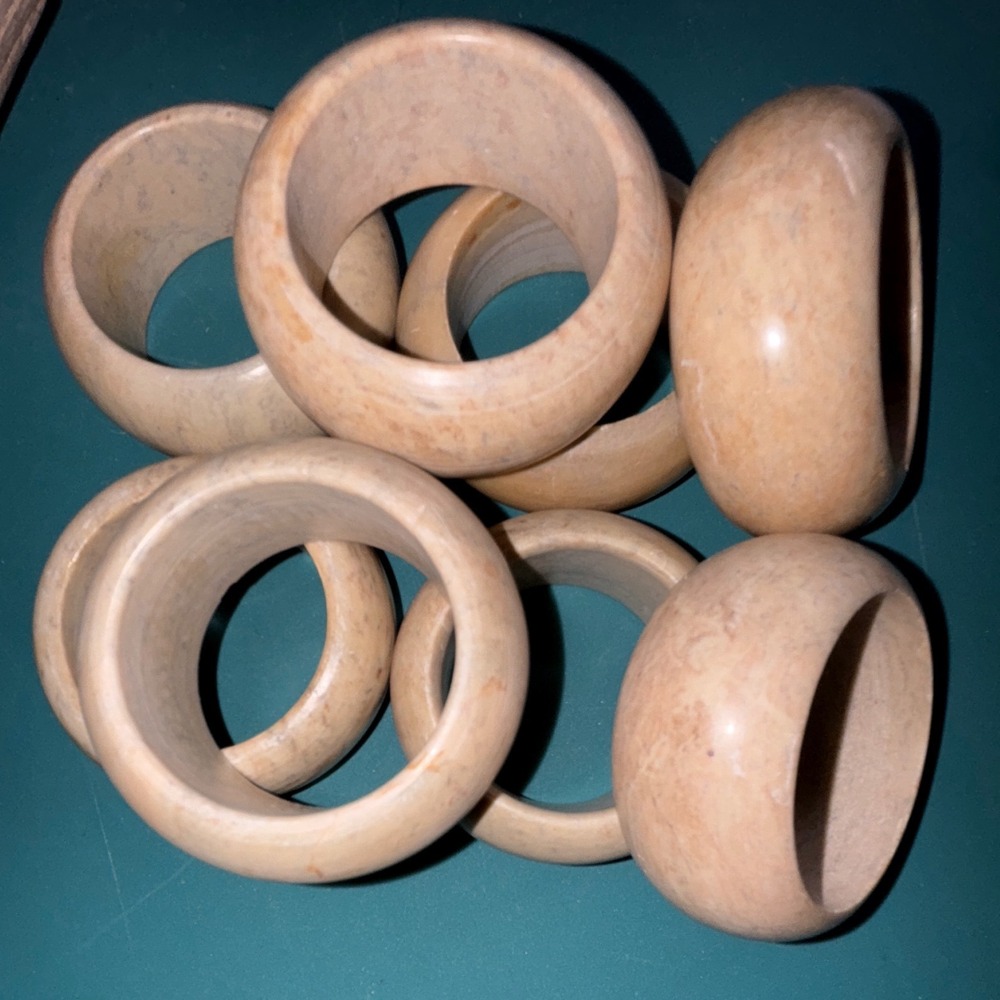Set of 8 Natural Alabaster Stone Napkin Rings Rustic‎ Earth Tone Table Decor